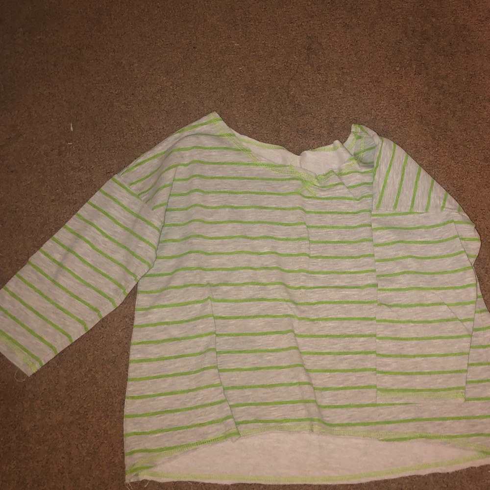 cropped long sleeve